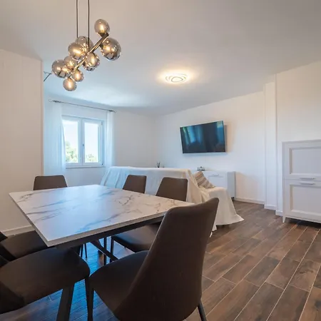 Apartman La Tramontana Di Enza -